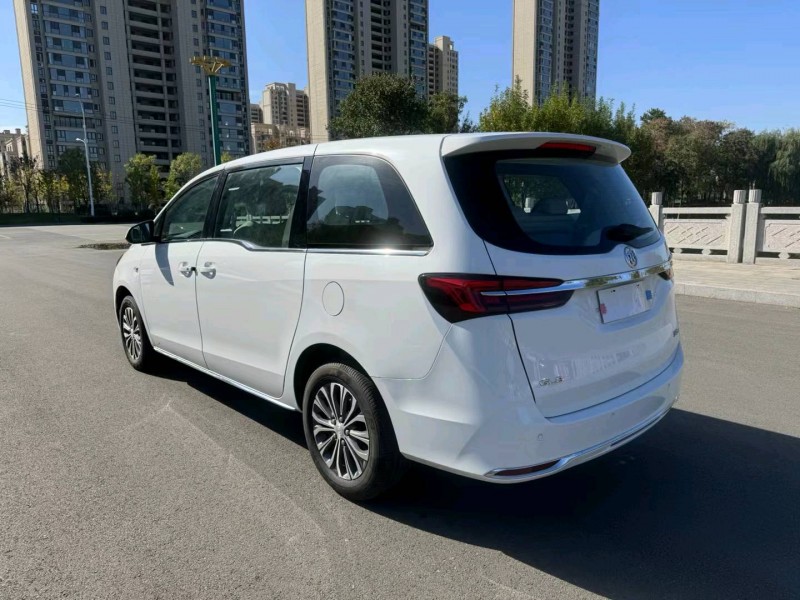 徐州23年别克GL87