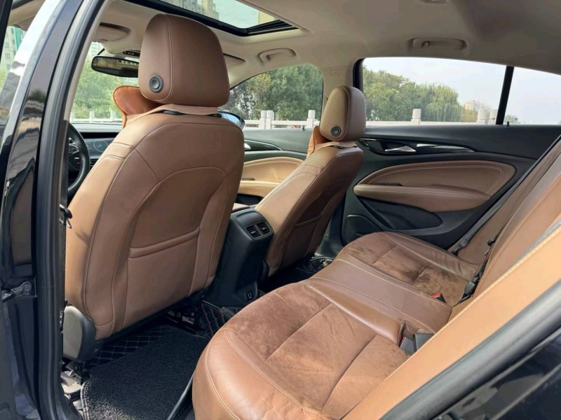 徐州17年别克君威4