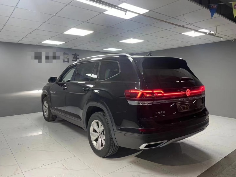 成都22年大众途昂8