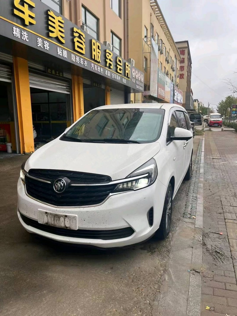 枣庄21年别克GL81