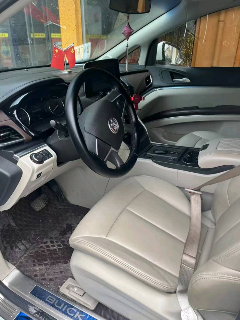 枣庄21年别克GL84