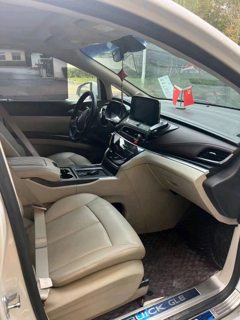 枣庄21年别克GL86