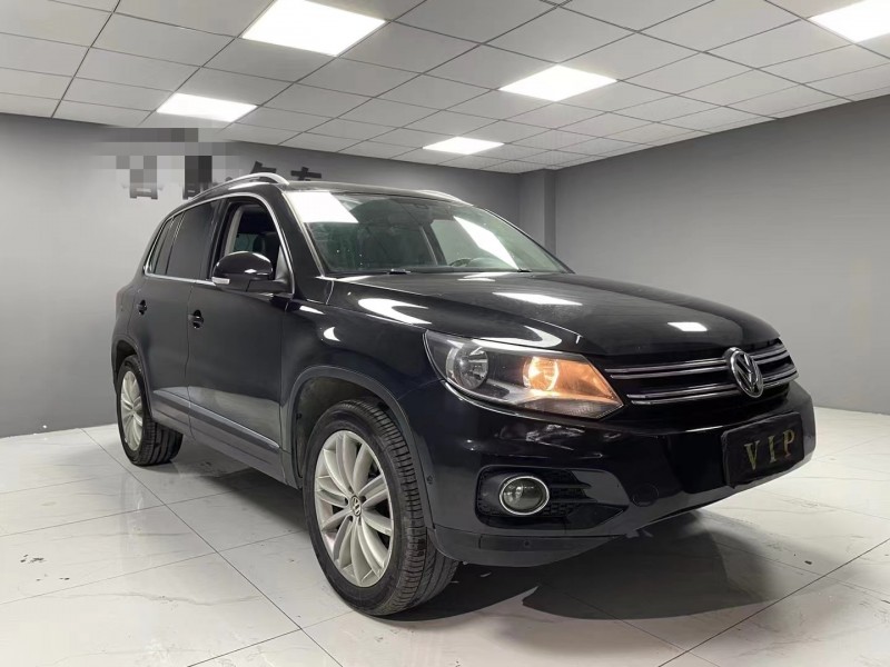 成都16年大众途观2