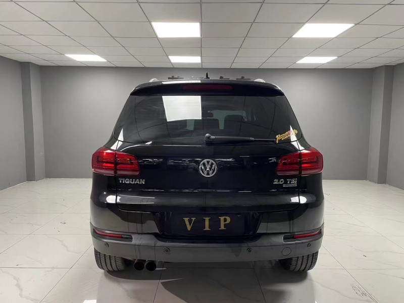 成都16年大众途观9