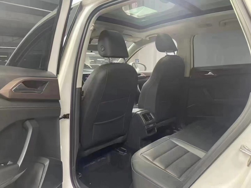 成都21年大众途岳4