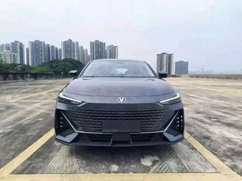 枣庄23年长安汽车UNI-V1