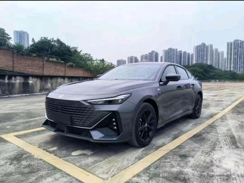 枣庄23年长安汽车UNI-V2