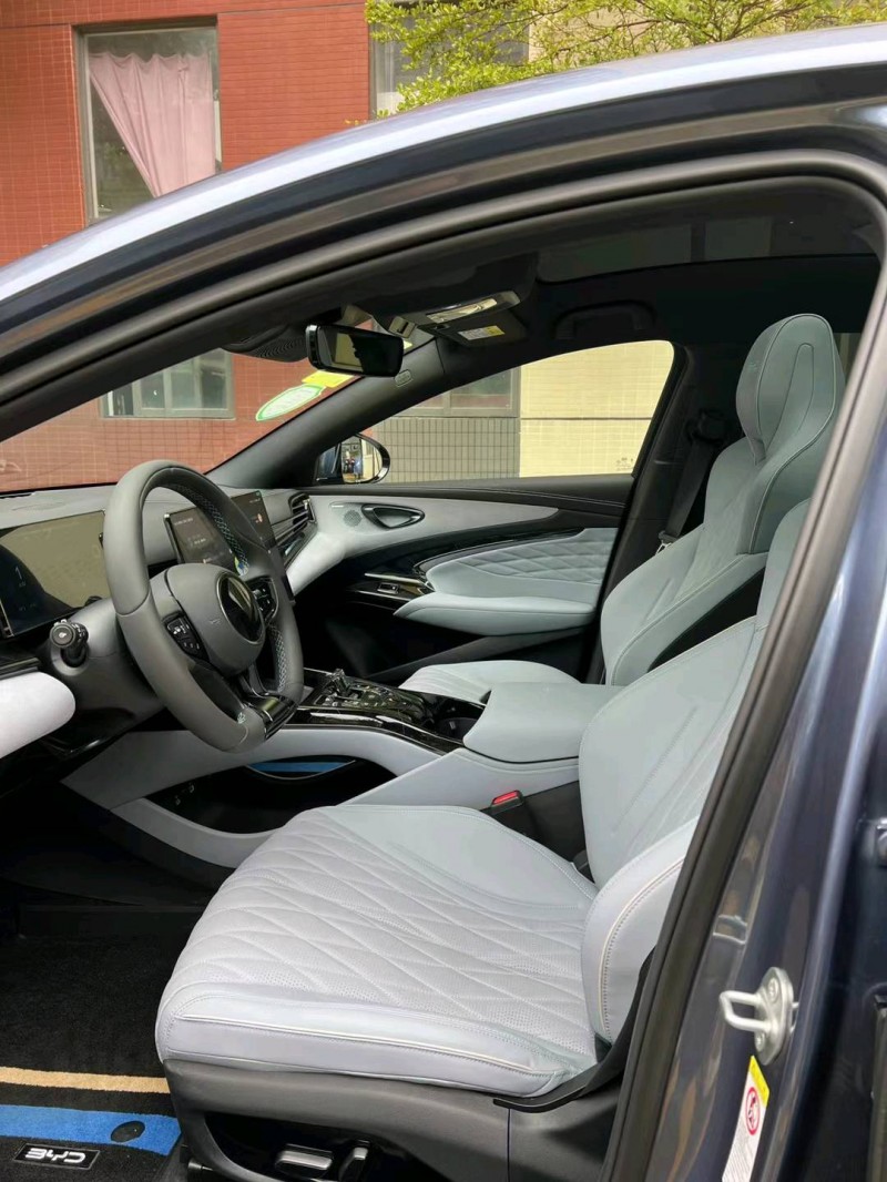 东莞23年比亚迪海豹4