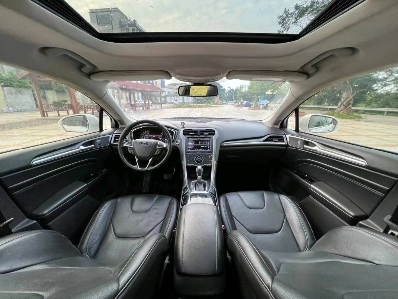 珠海15年福特蒙迪欧9