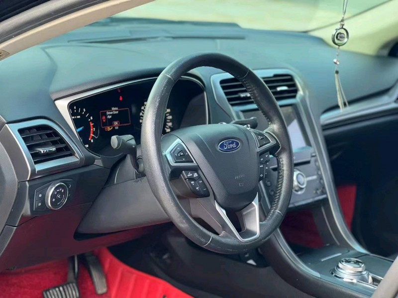 珠海17年福特蒙迪欧4