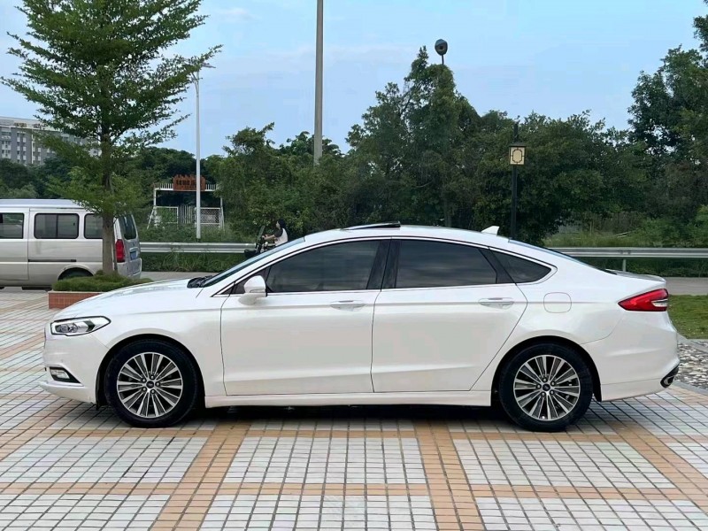 珠海18年福特蒙迪欧3