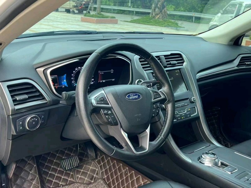 珠海18年福特蒙迪欧4