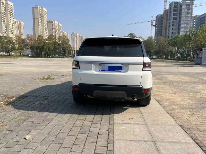 东营18年路虎揽胜运动9