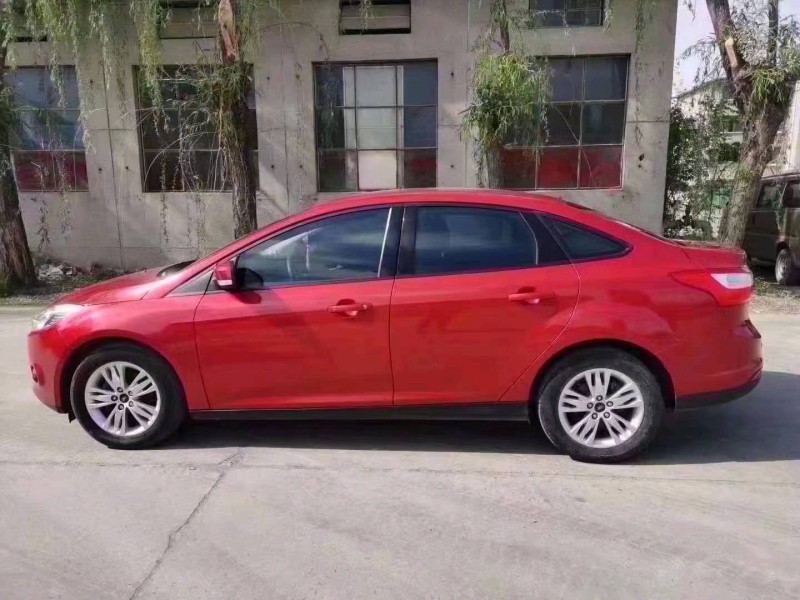 枣庄14年福特福克斯2