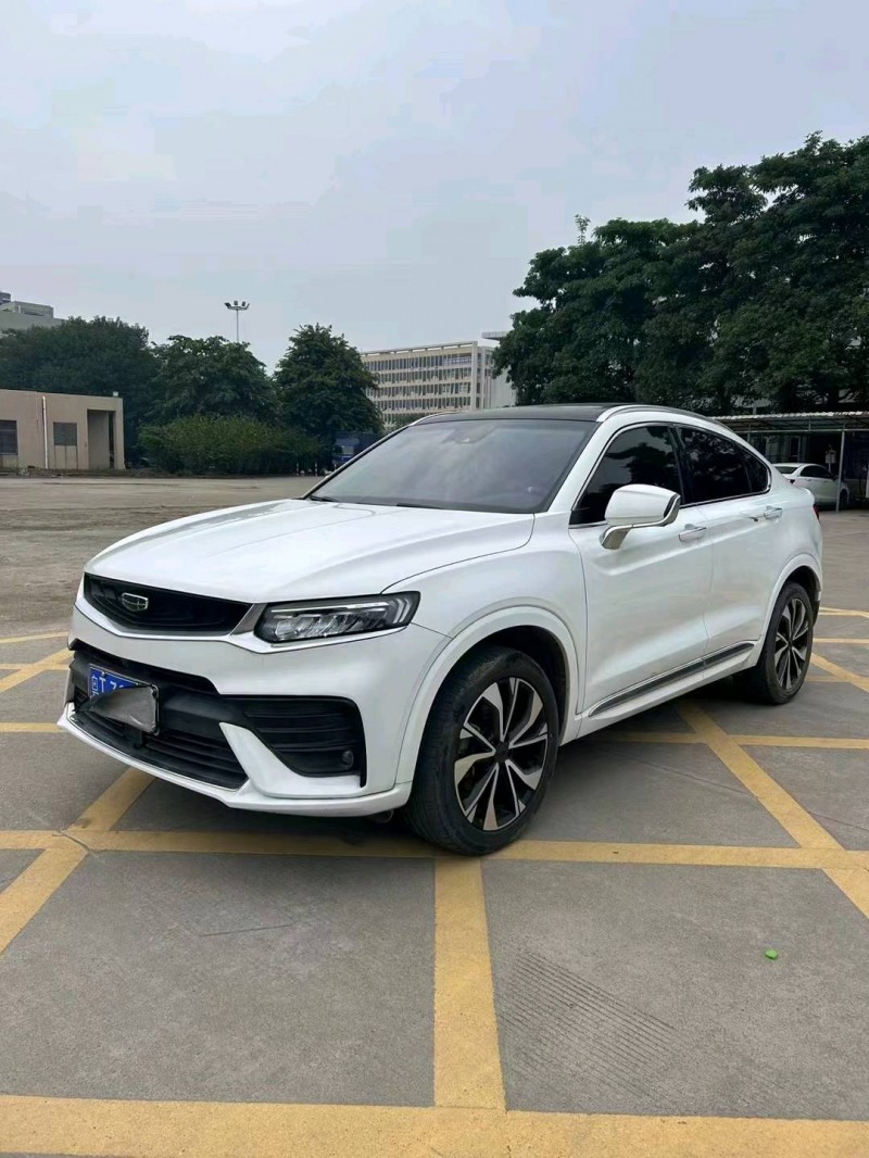 中山19年吉利帝豪9