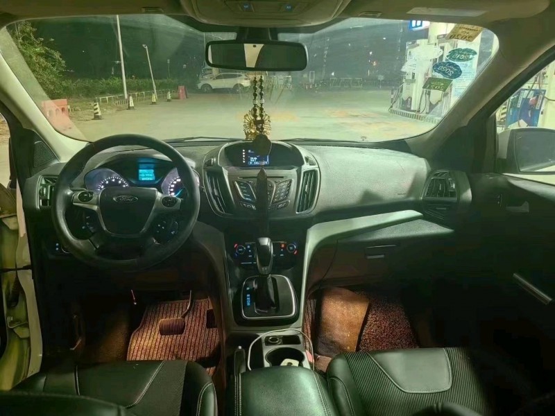 青岛14年福特翼虎6