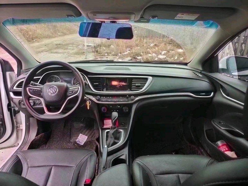 青岛20年别克英朗5