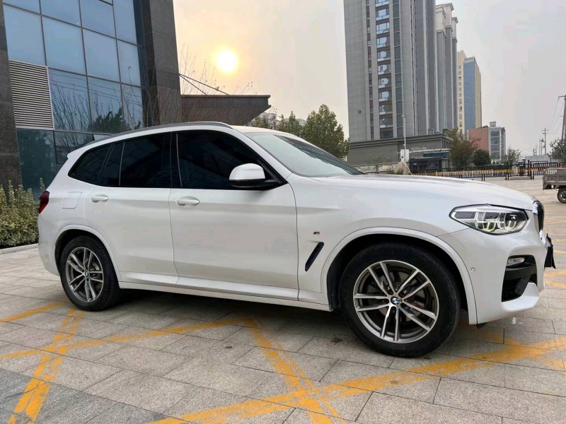 济宁19年宝马X33