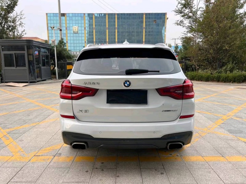 济宁19年宝马X39