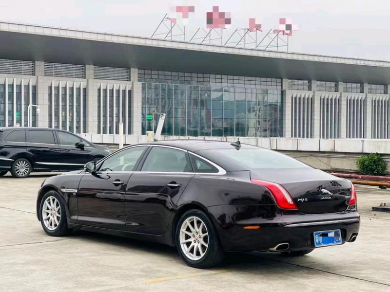 东莞15年捷豹XJL7