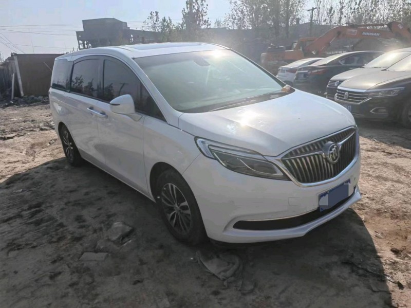 徐州17年别克GL84