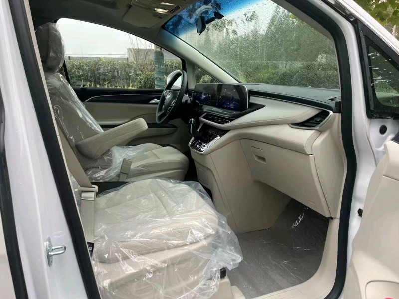 徐州23年别克GL85