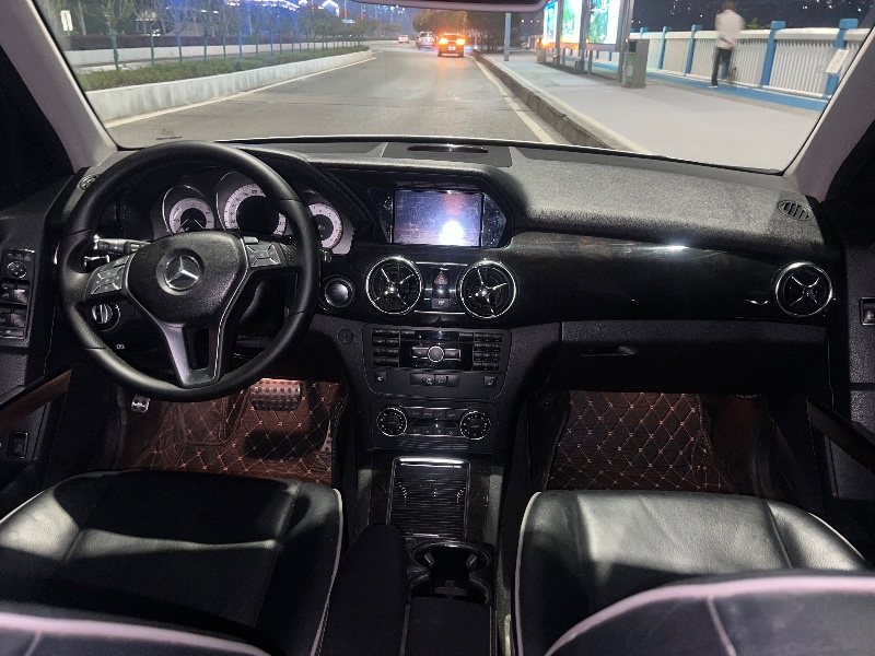 重庆13年奔驰CLK4