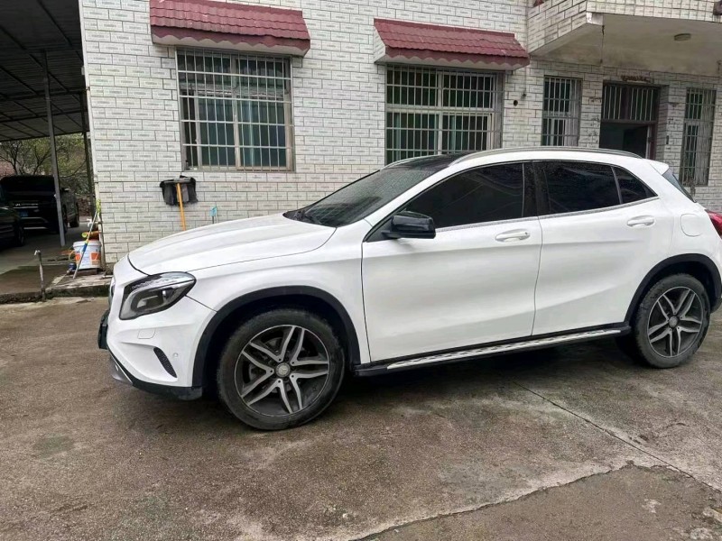 衡阳16年奔驰GLA4