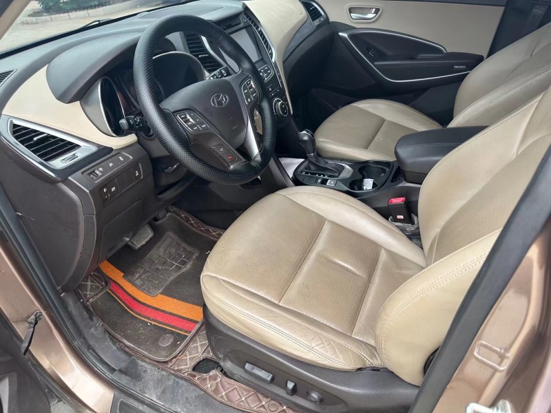 济宁15年现代新胜达7