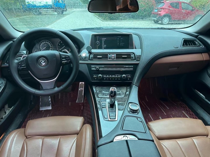 济宁14年宝马6系8