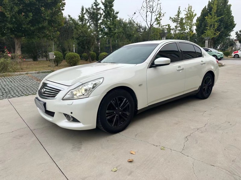 济宁12年英菲尼迪G252