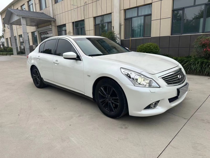 济宁12年英菲尼迪G253