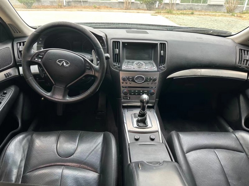 济宁12年英菲尼迪G258