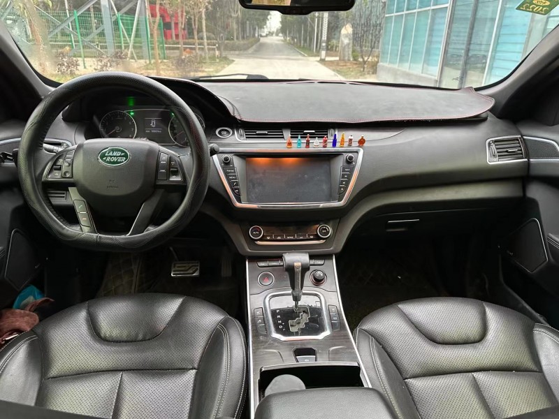 济宁16年陆风X77