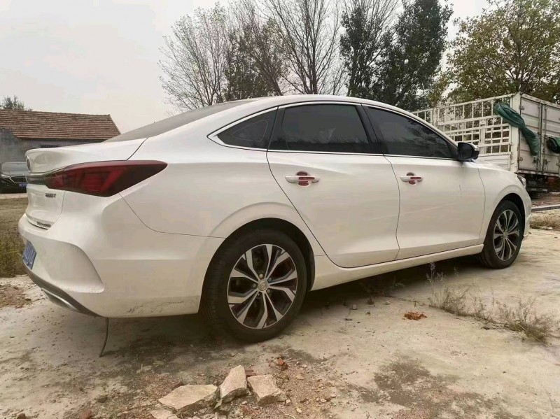 枣庄22年长安汽车逸动7