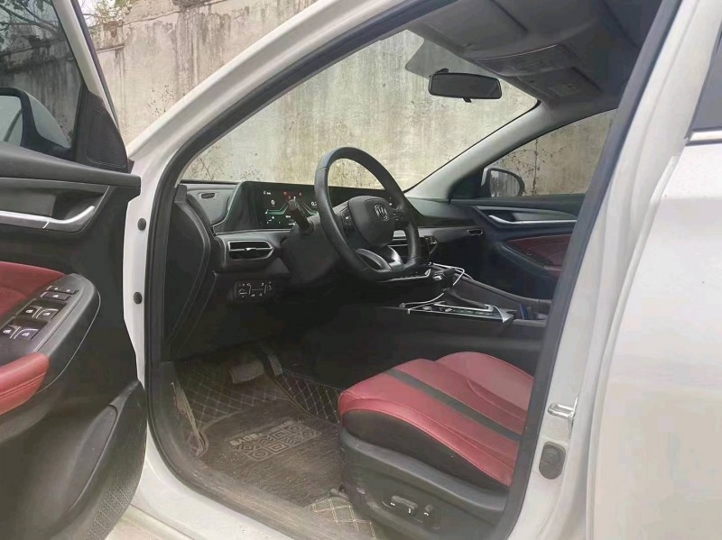 枣庄22年长安汽车逸动8