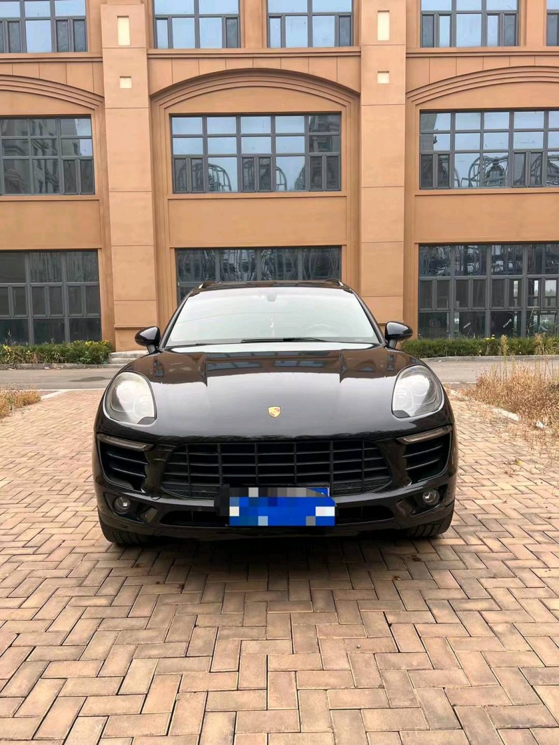 邯郸15年保时捷Macan1