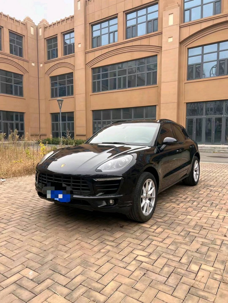 邯郸15年保时捷Macan7