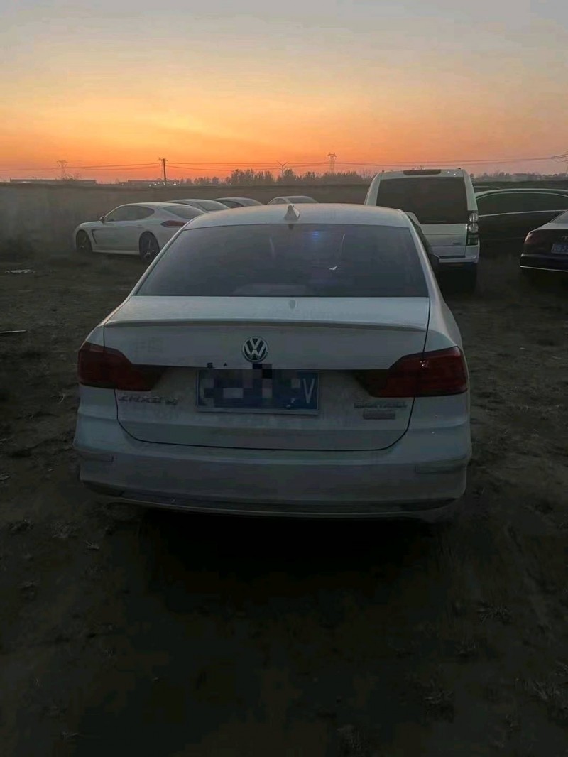 潍坊21年大众桑塔纳5