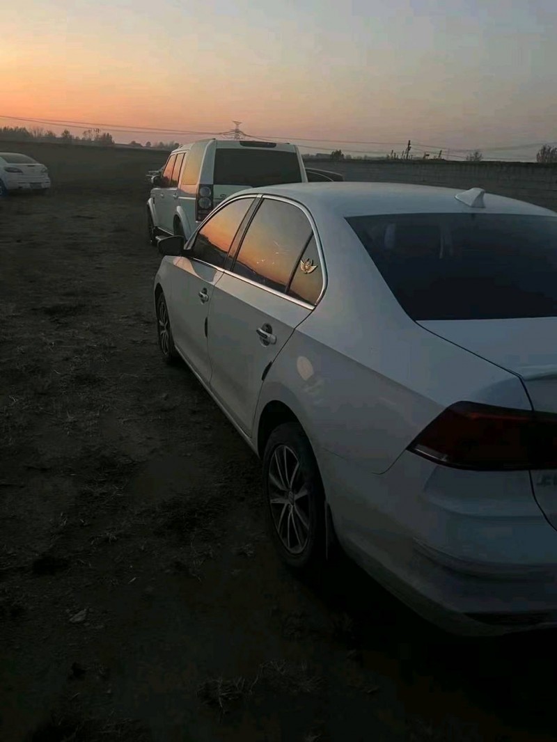 潍坊21年大众桑塔纳6