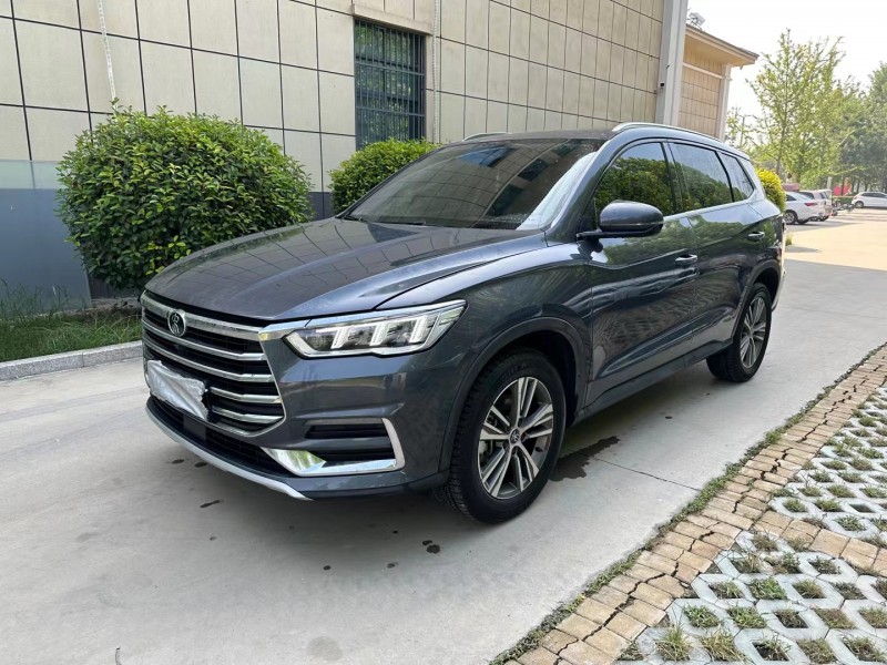 济宁21年比亚迪宋2