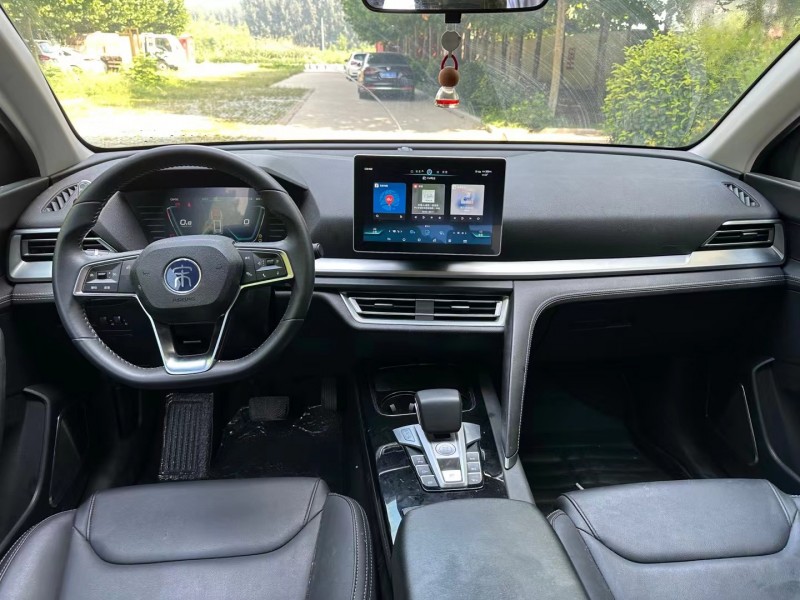 济宁21年比亚迪宋6