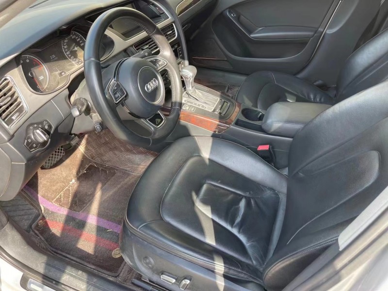 济宁15年奥迪A4L7