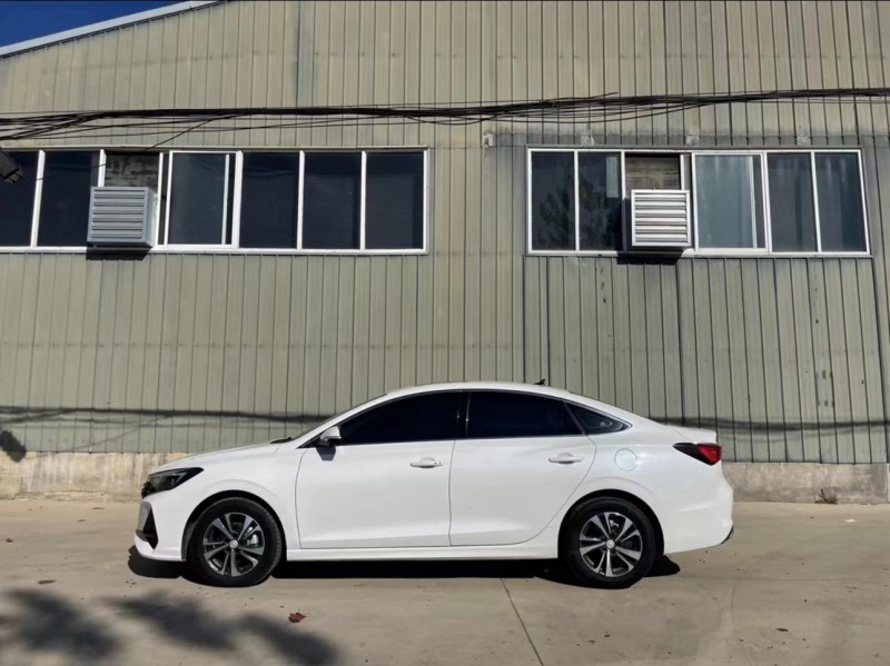 济宁22年长安汽车逸动4