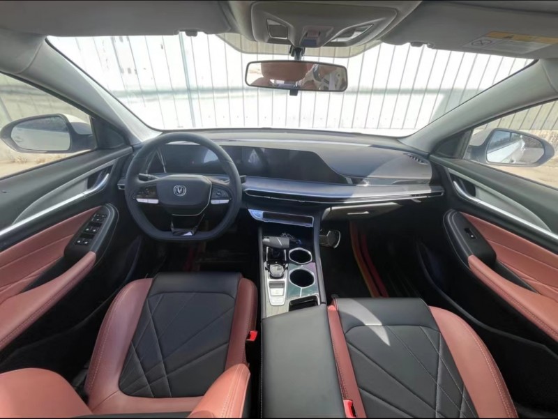 济宁22年长安汽车逸动5