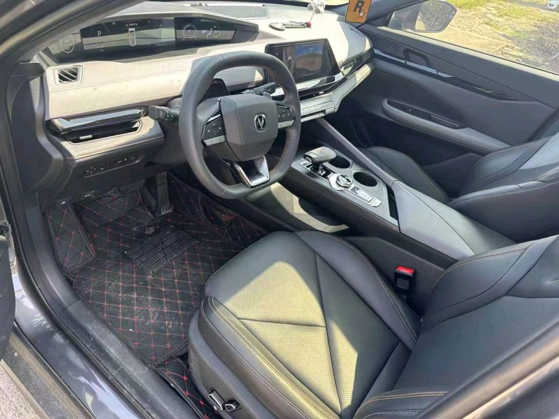 珠海22年长安汽车UNI-V7