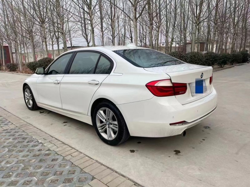 济宁16年宝马3系5