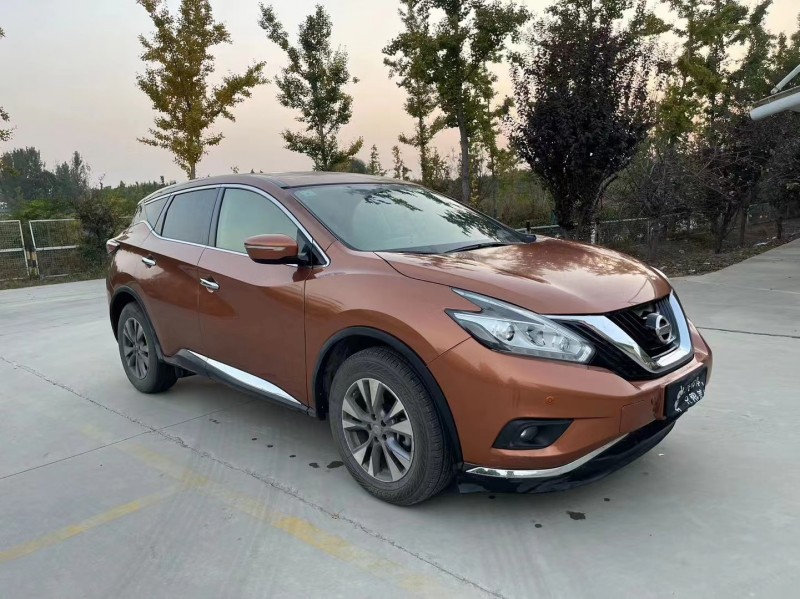 济宁17年日产楼兰3