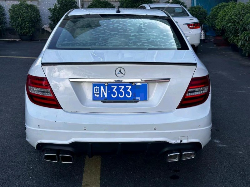 广州14年奔驰C9
