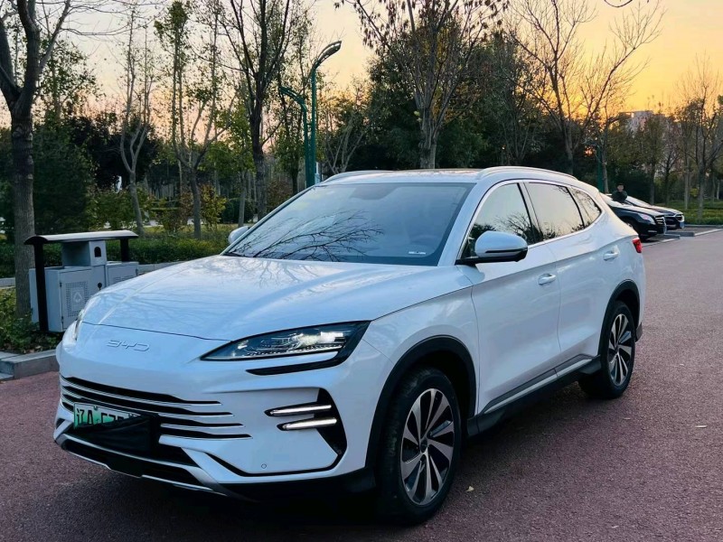 青岛23年比亚迪宋2